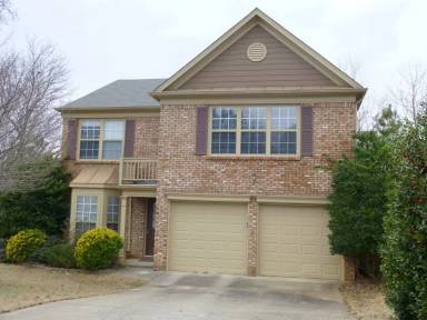 Main picture of 4003 Maple Ridge Ln NW
