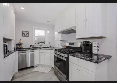 Main picture of 35 Honora Ave