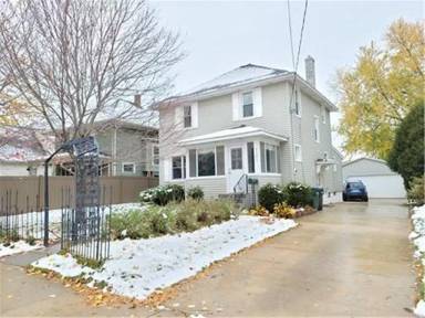 Main picture of 1121 E Center St