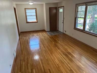Main picture of 672 48th Ave NE