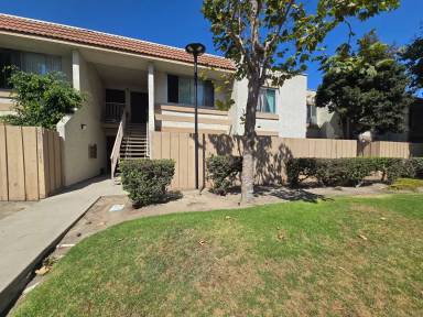 Main picture of 257 W Channel Islands Blvd