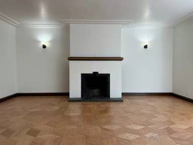 Main picture of 614 Taraval St