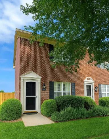 Main picture of 2824 Florence Dr