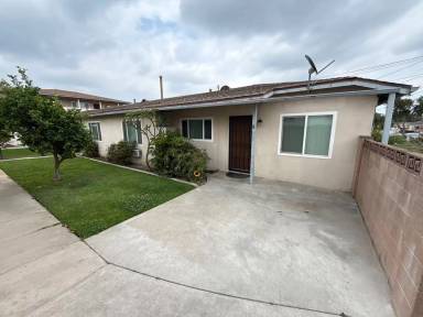 Main picture of 311 Los Higos St