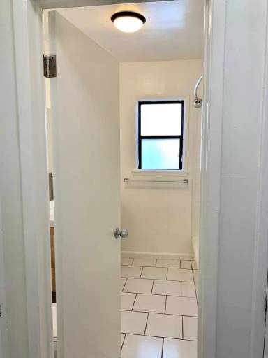 Main picture of 5747 La Mirada Ave