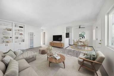 Main picture of 117 E Bay St