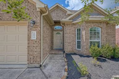 Main picture of 10019 Taylor Springs Ln
