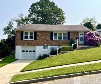 Main picture of 805 S Garfield St