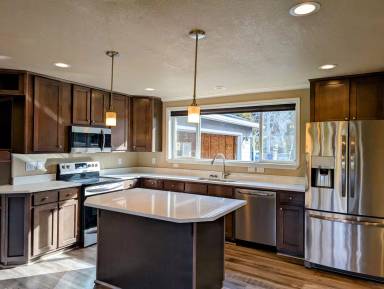 Main picture of 21 Ryan Ln