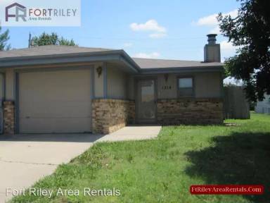 Main picture of 1216 Bluestem Dr