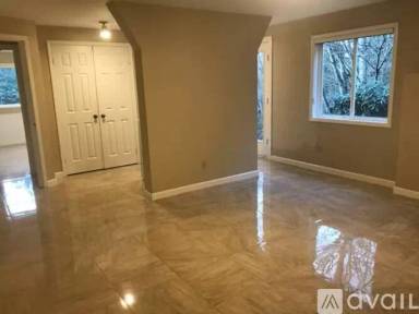 Main picture of 321 207th Ave NE