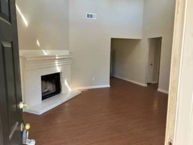 Main picture of 131 Ashmore Ct