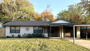 Main picture of 3718 Tam O Shanter Dr
