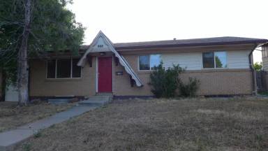 Main picture of 560 S 40th St