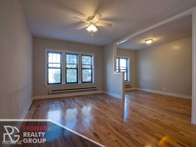 Main picture of 620-30 W Cornelia Ave