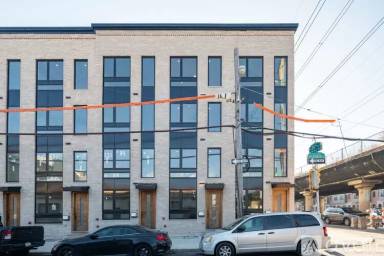 Main picture of 1501 S 25th St