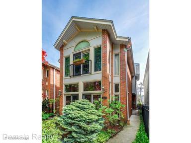 Main picture of 1213 W Roscoe St