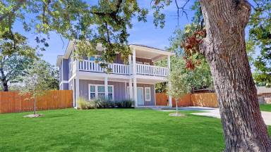 Main picture of 1203 Hardwood Ln