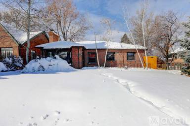 Main picture of 2241 Jasmine St