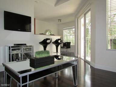 Main picture of 11558 Westwood Blvd