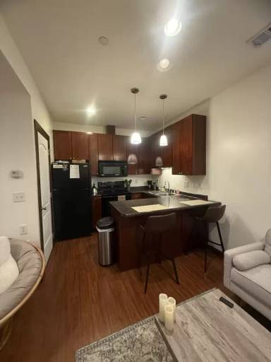 Main picture of 400 Inglewood Blvd