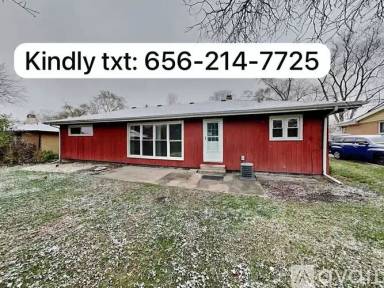 Main picture of 627 S Pierce Ave