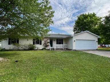Main picture of 1100 Dani Ln