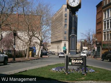 Main picture of 7 Central Sq