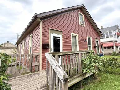 Main picture of 1154 Herman Ave