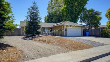 Main picture of 8375 Lancaster Dr