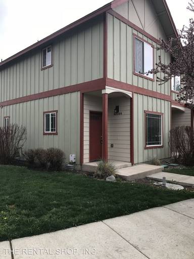 Main picture of 62009 NE Nates Pl