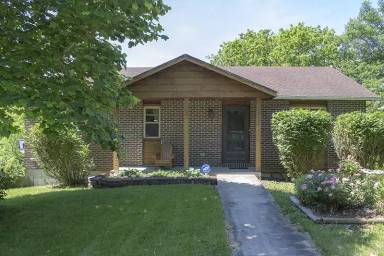 Main picture of 2267 S Alamos Pl