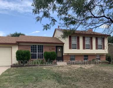 Main picture of 2635 Prescott Cir E