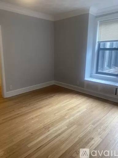 Main picture of 7139 S Bennett Ave
