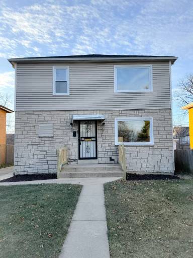 Main picture of 4931-4933 N 50th St