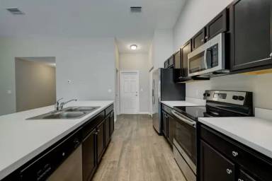 Main picture of 1841 SW Open View Dr
