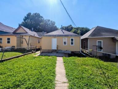 Main picture of 1219 N 11th St