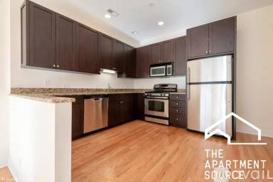 Main picture of 2516 N Willetts Ct