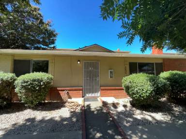 Main picture of 2804 Norcade Cir