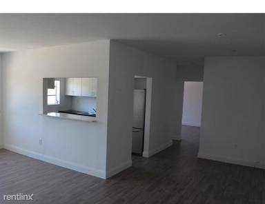 Main picture of 7945 East Dr