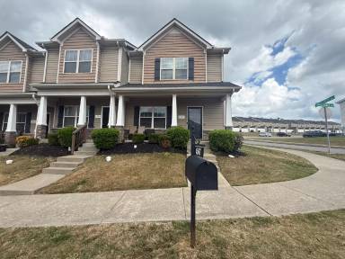 Main picture of 1567 Sprucedale Dr