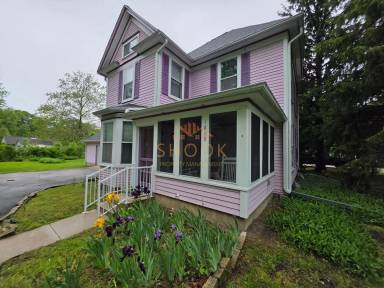 Main picture of 1819 Northwestern Ave