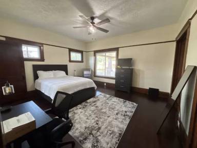 Main picture of 2884 Noble Rd