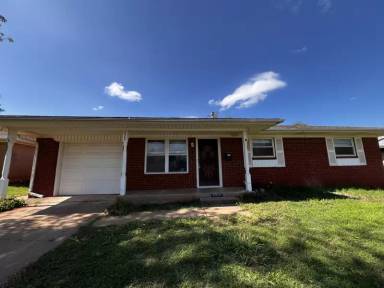 Main picture of 3305 Cheek Pl