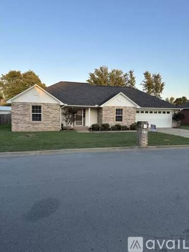 Main picture of 214 Crain Dr