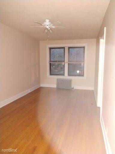 Main picture of 1717 W North Shore Ave