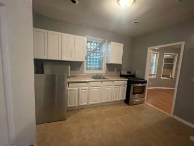 Main picture of 912 S 18th St