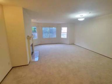 Main picture of 3570 Sacramento St