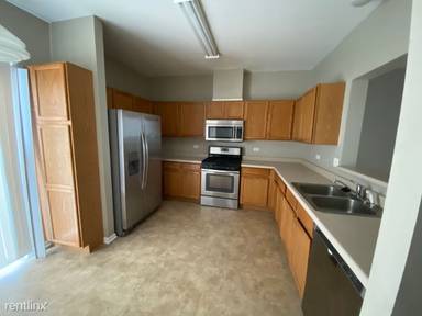 Main picture of 3466 Ravinia Cir