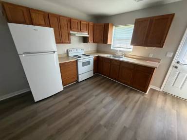 Main picture of 634 Veterans Dr